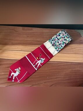 Vicky Davis Tennis Tie 3D Ball 100% Silk Red Novelty Stadium Crowd